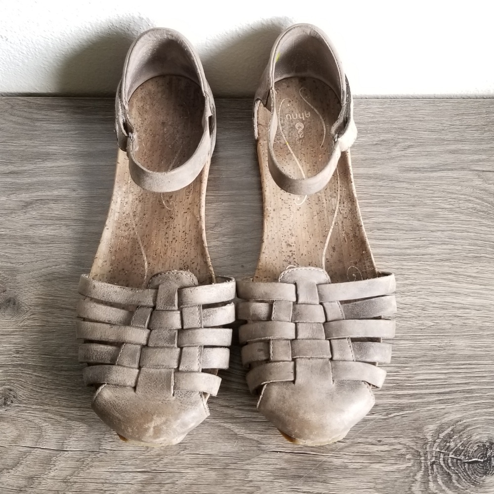 Ahnu Leather Sandals Size 10